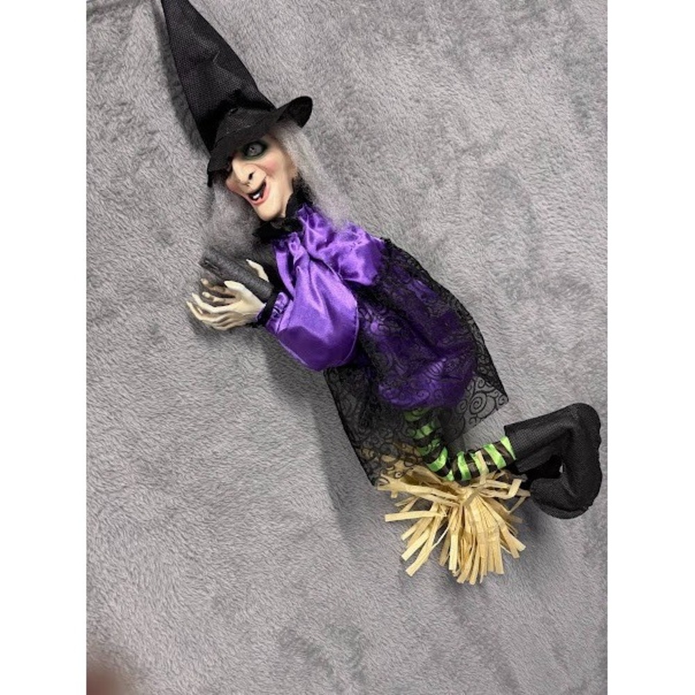 Sunstar Industries 2014 The‎ Gothic Collection Animated Witch Halloween Decor